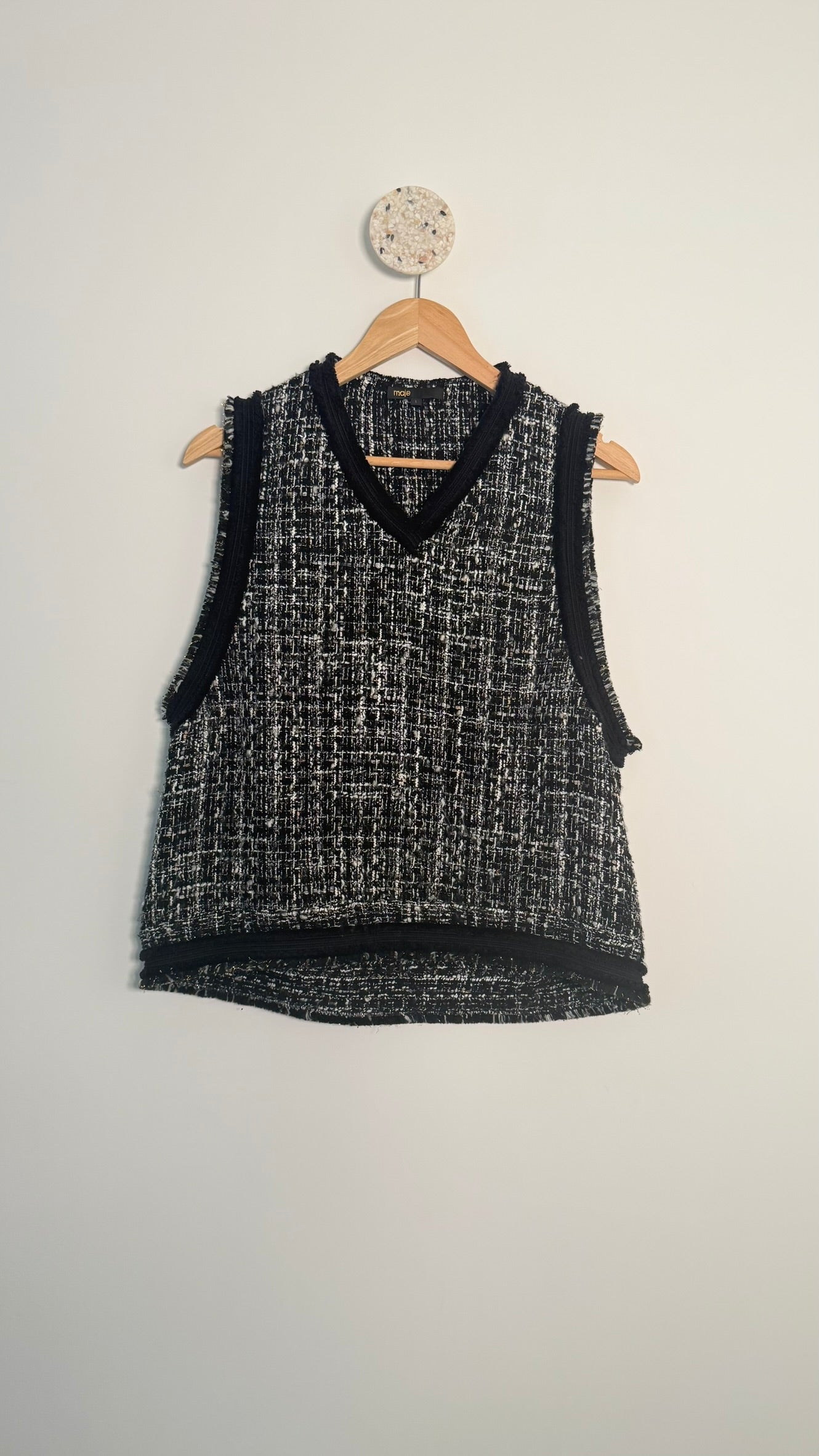 MAJE - Pull maille sans manches en tweed T1