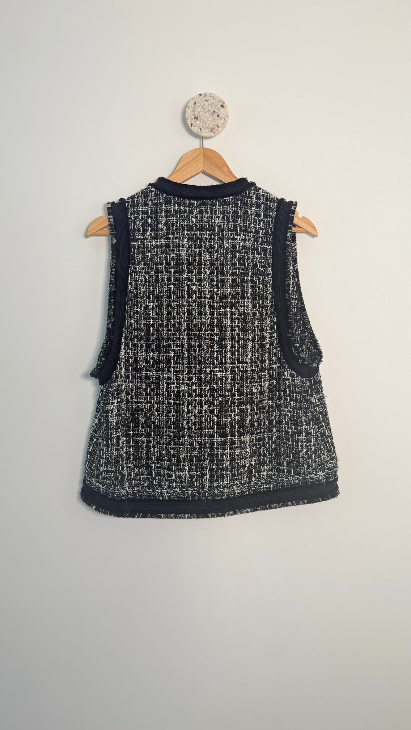 MAJE - Pull maille sans manches en tweed T1