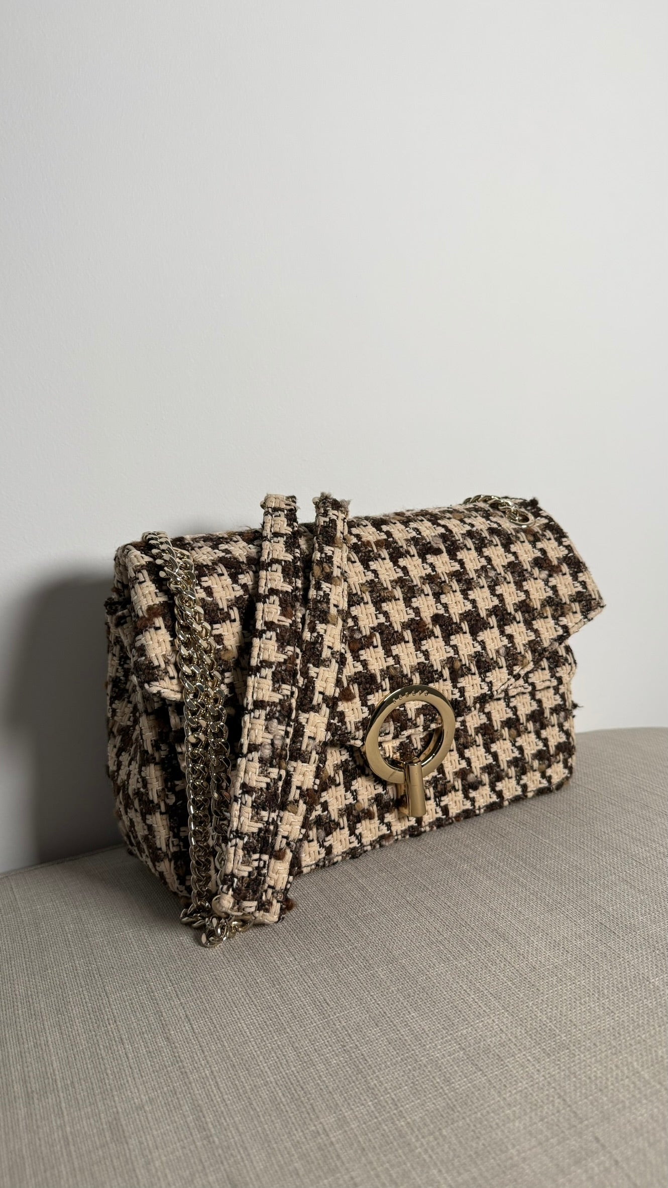 SANDRO - Sac YZA en tweed marron et beige