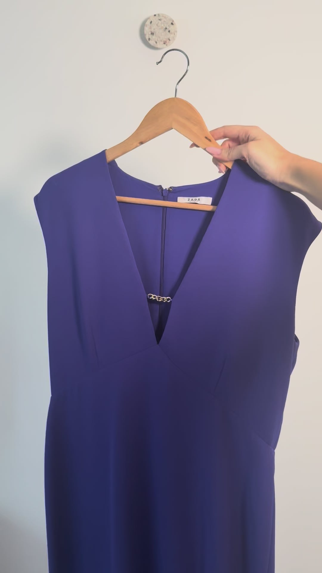 ZAPA - Robe avec chaine dorée T42